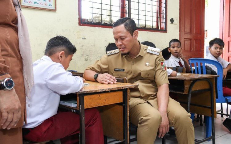 Dinas Pendidikan Pekanbaru Buka Jalur Pemenuhan Kuota, Wali Kota Agung Nugroho: Jangan Percaya Calon yang Janjikan Kursi di SMP Negeri