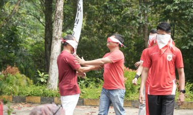 Peringatan HUT RI ke-81 di Diskominfoss Kuansing 'Pecah', Ada Sarung Terbang dan Kerupuk Menghilang