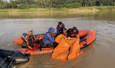 Tim SAR Gabungan Temukan Jasad AF Warga Kuansing yang Tenggelam Saat Berenang di Sungai Kuantan