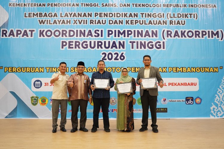 UIR Borong 11 Piagam Penghargaan dari LLDIKTI Wilayah XVII Riau - Kepri