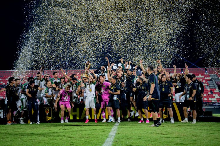 Hasil Persib Bandung vs Persebaya 5-6, Bajul Ijo Juara Piala Presiden 2026, Reza Arya Jadi Penyelamat