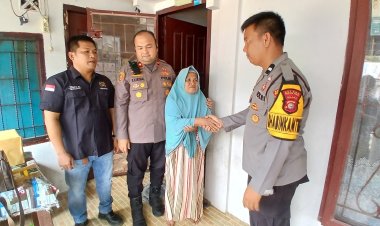 Kapolsek Ujung Batu Sambangi Rumah Lansia yang Viral, Sampaikan Permohonan Maaf atas Perilaku Anggota