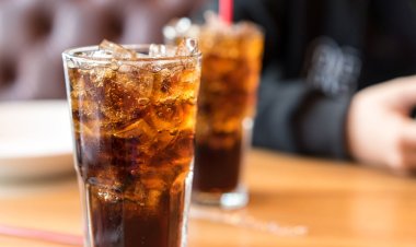 Hindari Minuman Manis dan Kafein saat Musim Kemarau, Ini Kata Dokter