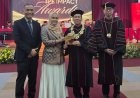 Karmila Sari Raih Penghargaan Alumni Muda Inspiratif Saat Dies Natalis ke-67 Untar
