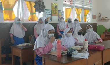 Hari Ini, Siswa PAUD Hingga SMP Sederajat Pekanbaru Kembali PJJ