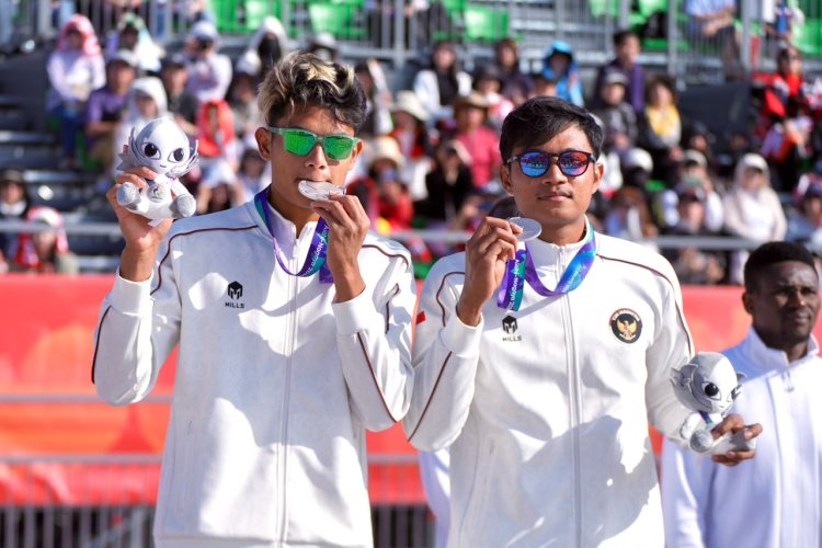 Bintang Akbar dan Sofyan Rachman Tim Voli Pantai Putra Indonesia Raih Perak di Asian Games Aichi-Nagoya 2026