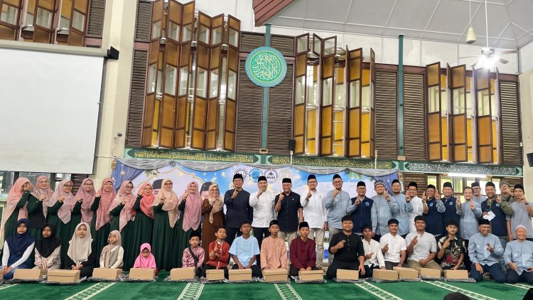 Merangkai Senyum Anak-anak Yatim, PHR & KMMBS Salurkan 700 Paket Sekolah untuk Gapai Mimpi